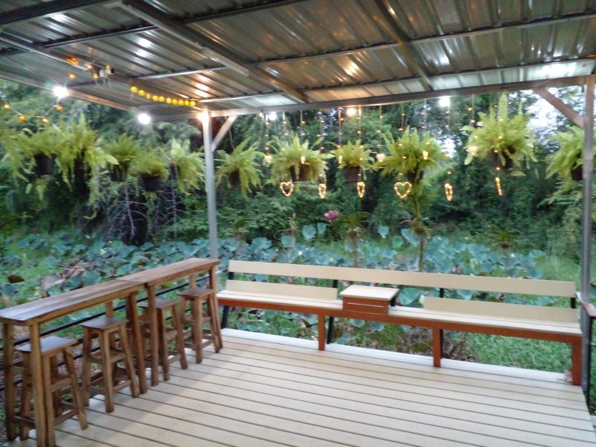 In Love Resort Chai Nat Buitenkant foto